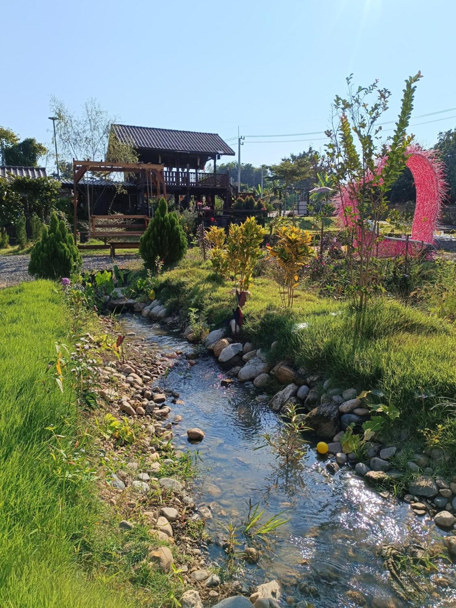 ม่วนใจ๋ปันสุข โฮมสเตย์แอนคาเฟ่ Muanjai Punsuk Homestay And Cafe Chom Thong Zewnętrze zdjęcie