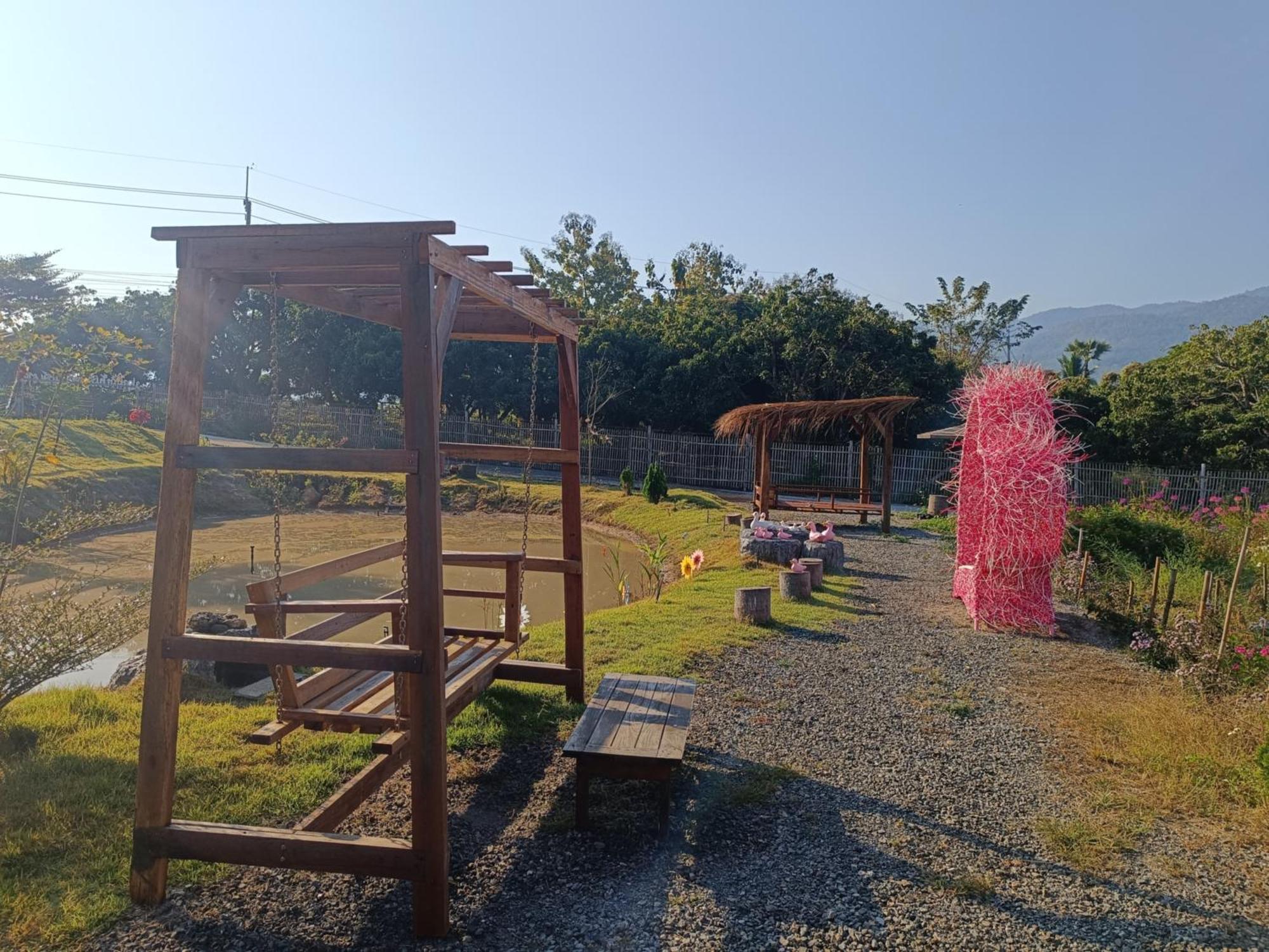 ม่วนใจ๋ปันสุข โฮมสเตย์แอนคาเฟ่ Muanjai Punsuk Homestay And Cafe Chom Thong Zewnętrze zdjęcie