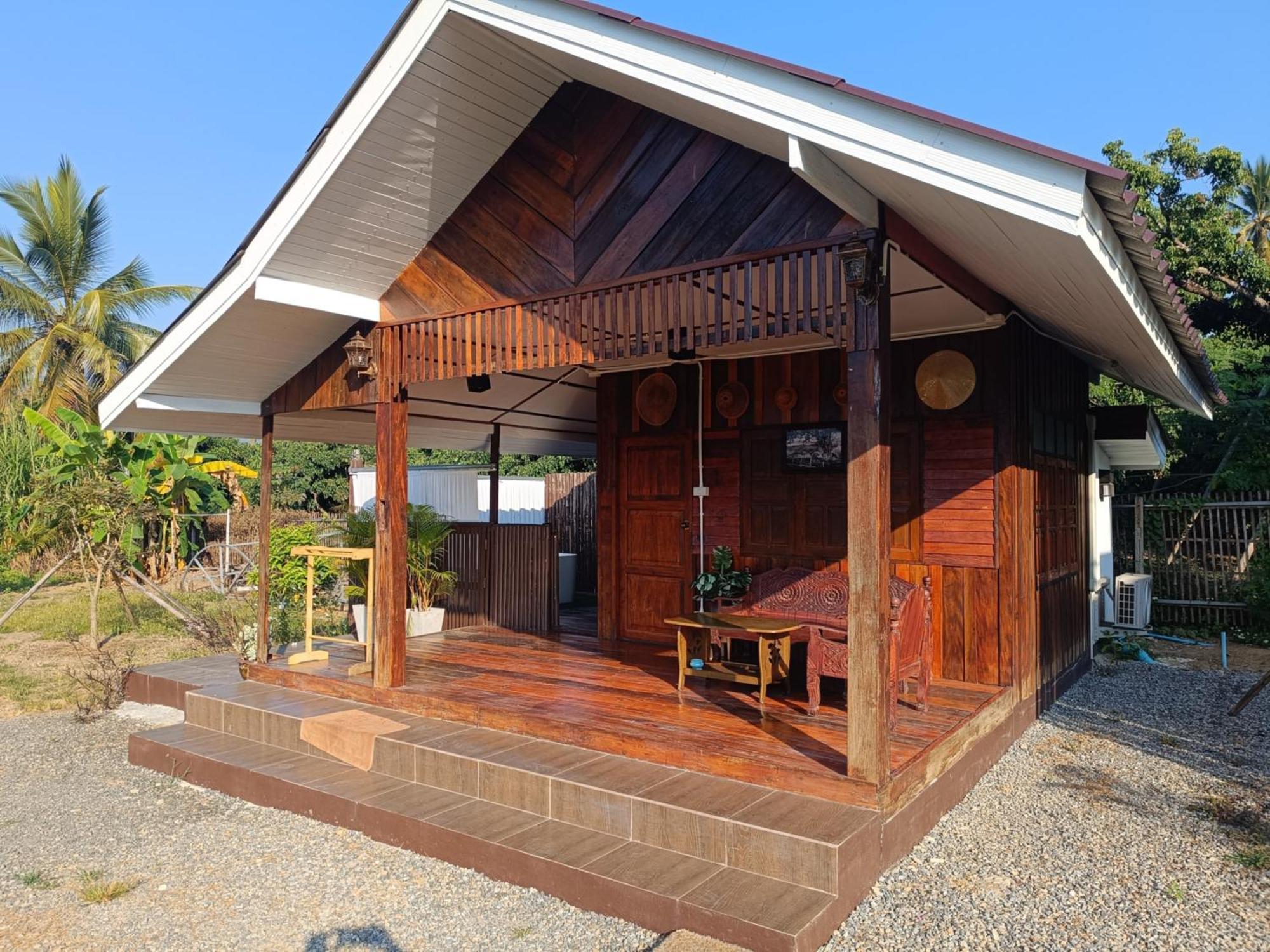 ม่วนใจ๋ปันสุข โฮมสเตย์แอนคาเฟ่ Muanjai Punsuk Homestay And Cafe Chom Thong Zewnętrze zdjęcie