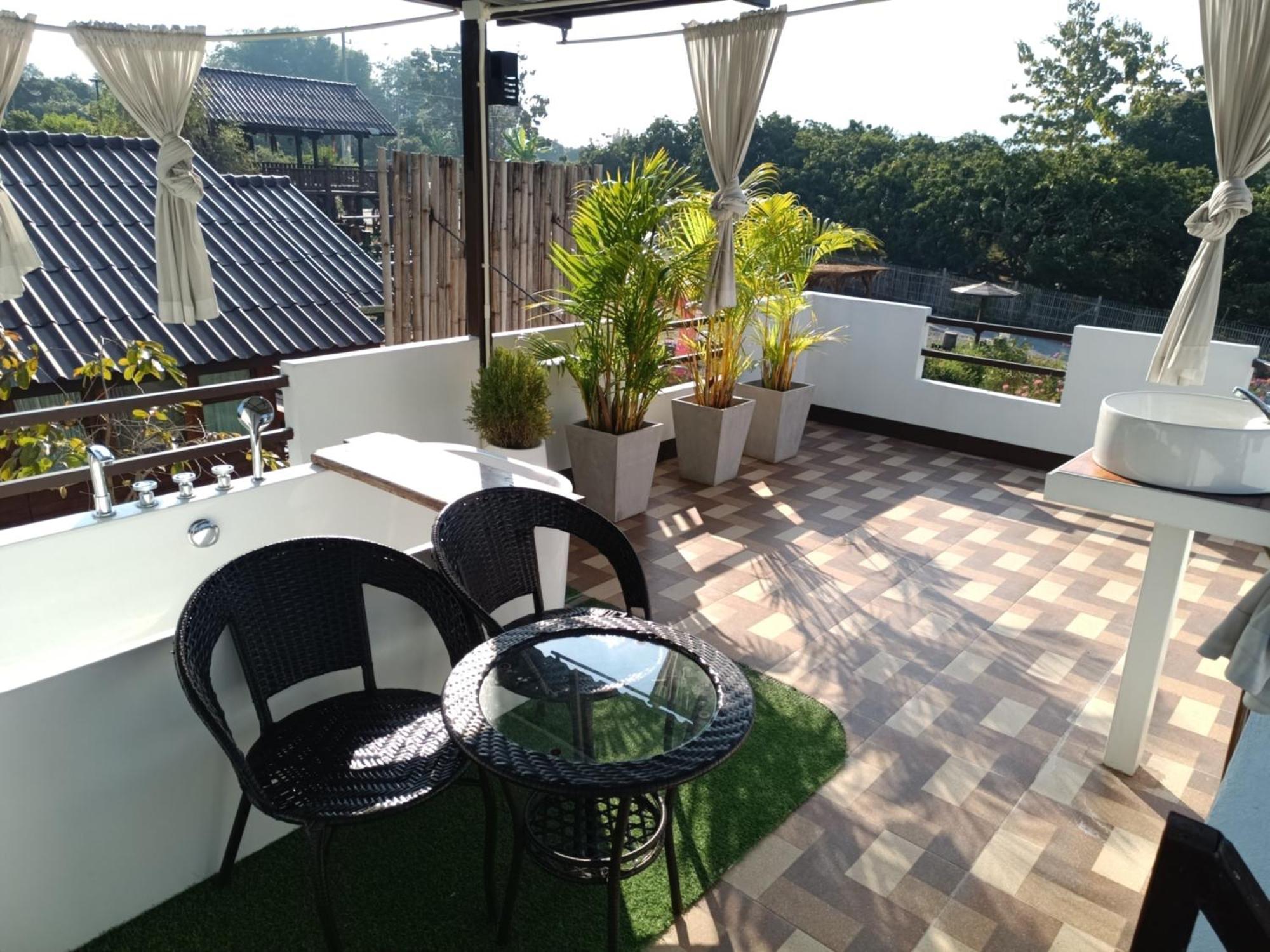 ม่วนใจ๋ปันสุข โฮมสเตย์แอนคาเฟ่ Muanjai Punsuk Homestay And Cafe Chom Thong Zewnętrze zdjęcie